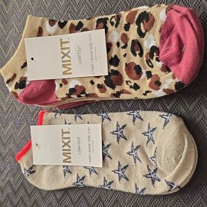 MIXIT BRAND WOMEN'S LOW CUT SOCKS BUNDLE OF 4 PAIRS FITS SHOE SIZE 4-10